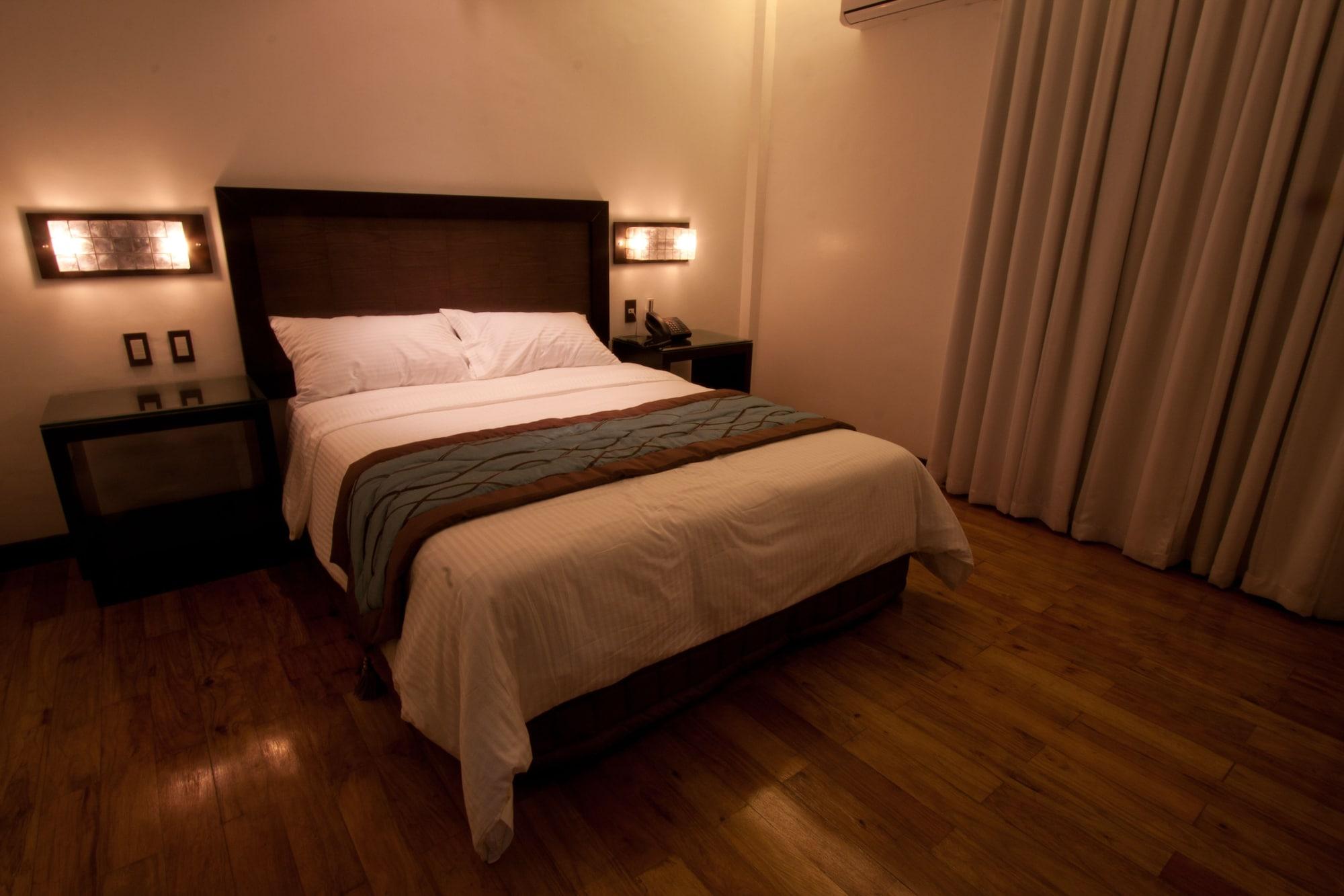 Century Hotel Angeles Zewnętrze zdjęcie